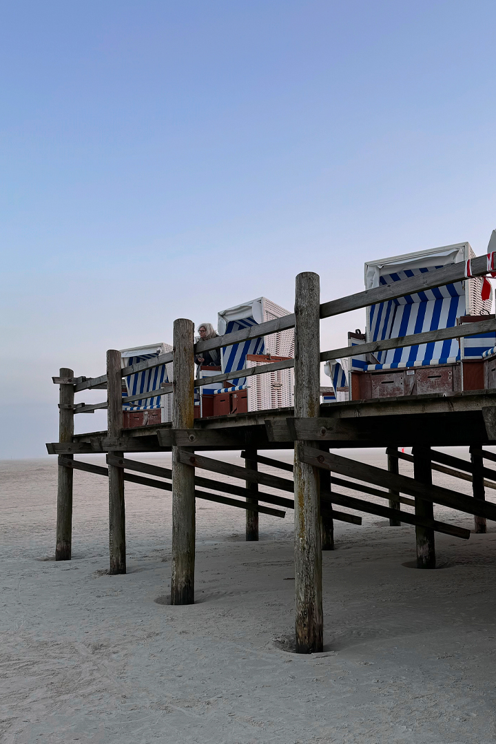 Rauszeit SPO - Ferien in St. Peter-Ording - Strandkörbe am Strand