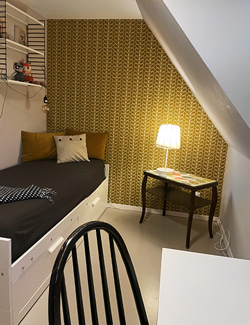 Rauszeit SPO - Ferienhaus in Sankt Peter-Ording - kleines Schlafzimmer mit einem ausziehbaren Bett